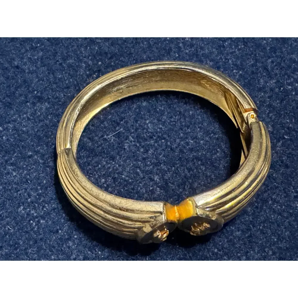 Vintage Gold Tone Hinged Bracelet Panther on Ends 6.75in